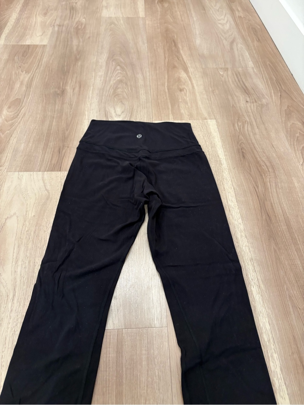 Lululemon leggings *Read* - Picture 8 of 9